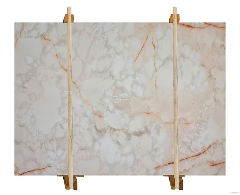 WHITE ONYX